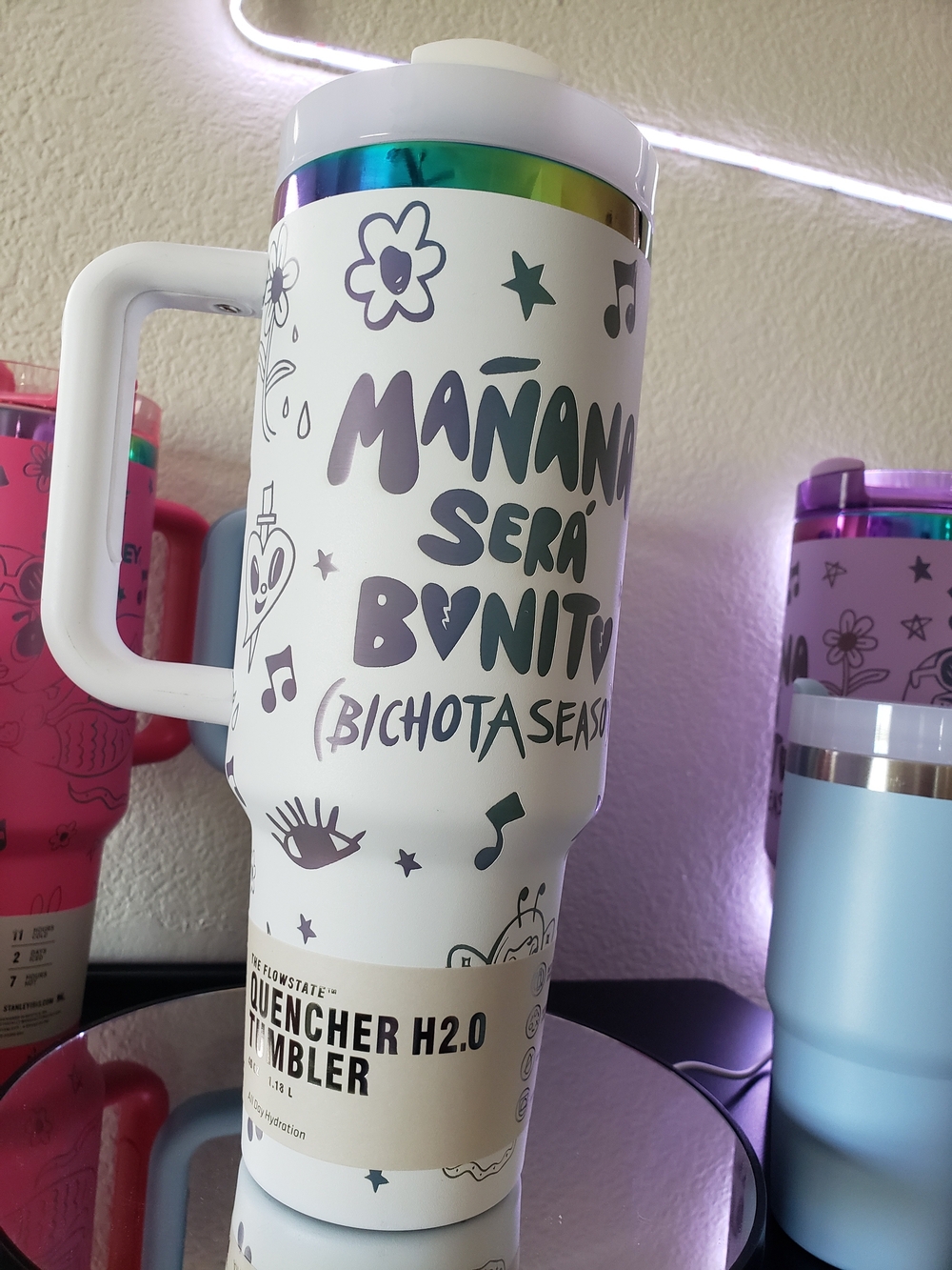 Hydro Flask Quencher H2.0 Tumbler - White with Iridescent Accent